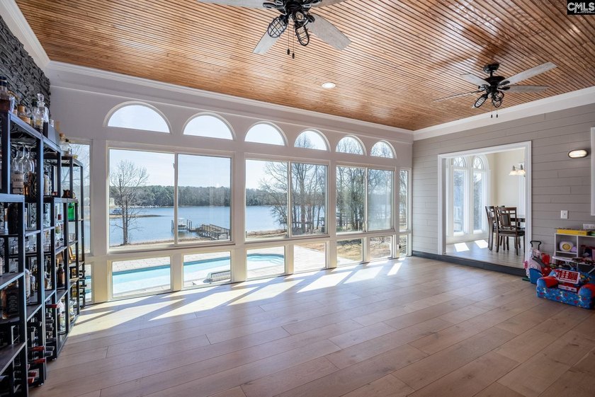 Lakefront living on Lake Murray - 150 feet of water frontage - photo 16