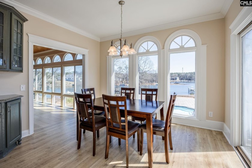 Lakefront living on Lake Murray - 150 feet of water frontage - photo 18