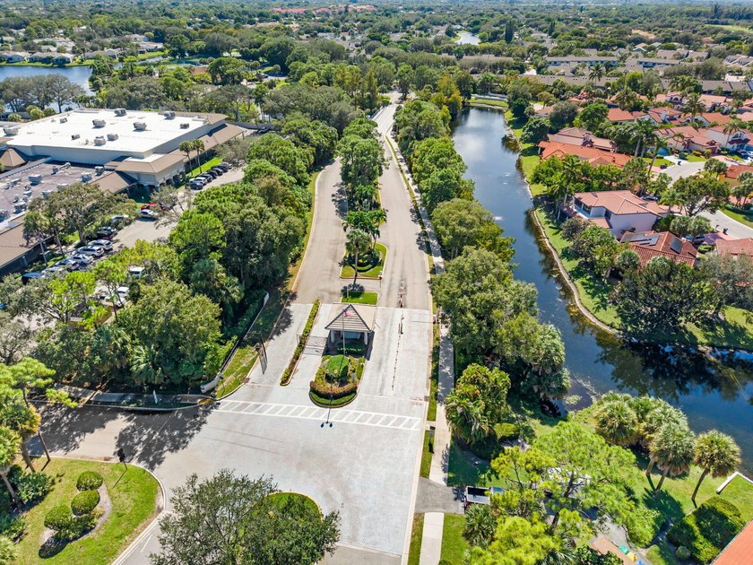 $5000 FOR LENDER CREDIT TO THE BUYER :QUALIFIES USING PALM BEACH - photo 21