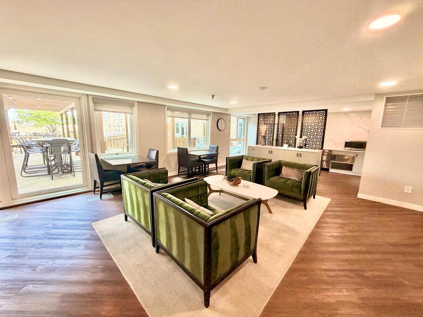 Value priced 16th floor unit in Centre Village Condominiums - photo 6