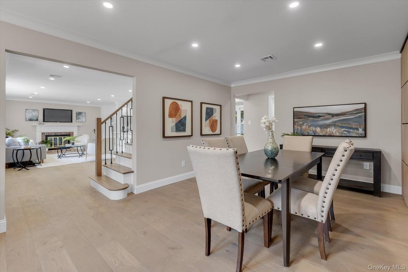 Stony Brook side hall 3-bedroom 2.5 bath colonial with major - photo 12