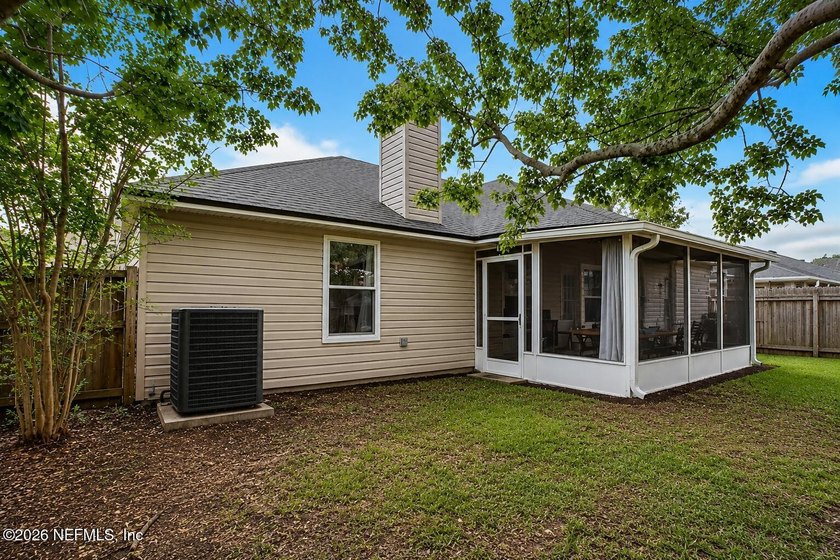 Welcome to Harbor Winds! This spacious and versatile home offers - photo 25
