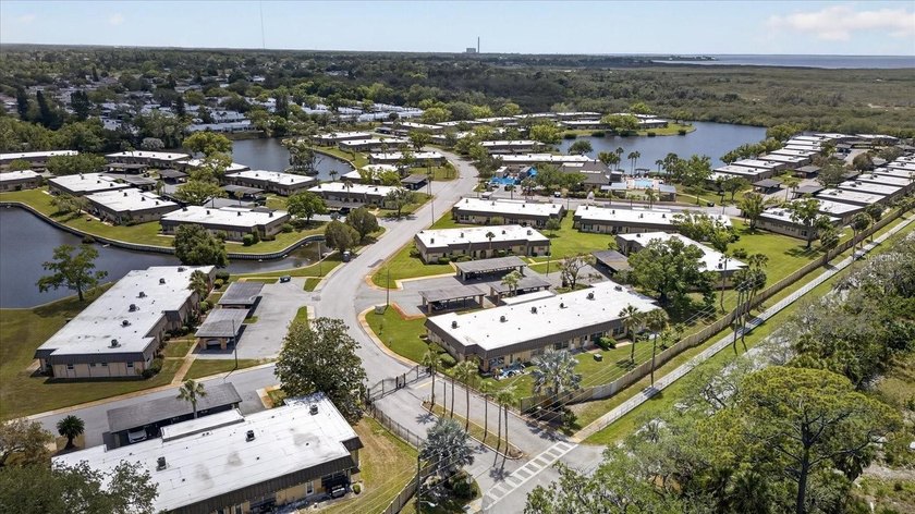 Welcome to worry-free Florida living! Tucked away in the quiet - photo 10