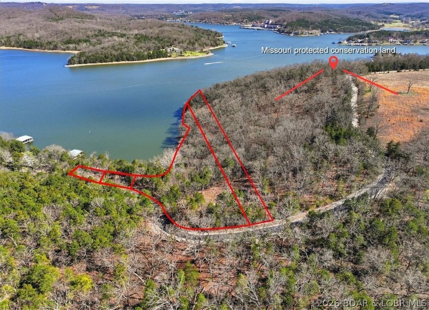 An exceptional opportunity to own 4.4 acres of serene waterfront - photo 3