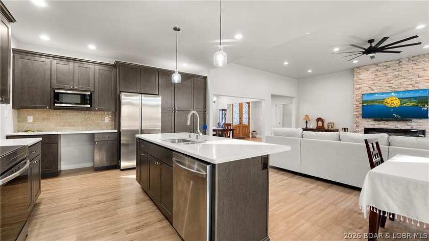 Step into effortless living with this immaculate, newer - photo 8