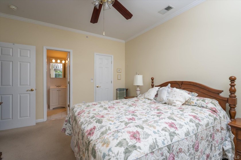 Welcome to this well maintained 2 bedroom, 2 full bath condo - photo 13