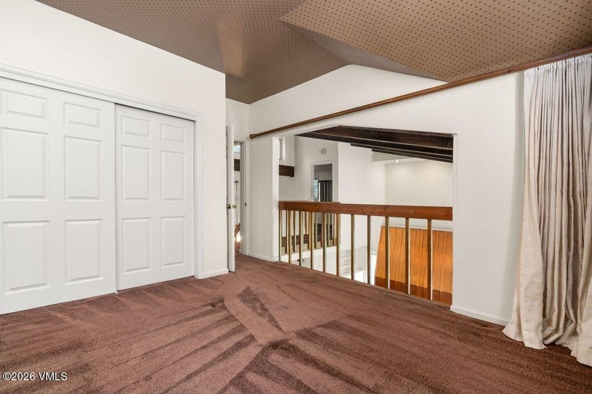 Compelling value in an exclusive, private section of the Vail - photo 18