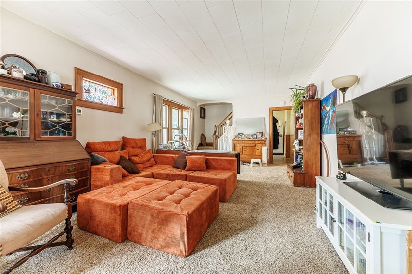 Don't miss this fantastic opportunity to own a spacious - photo 20
