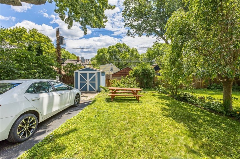 Don't miss this fantastic opportunity to own a spacious - photo 38