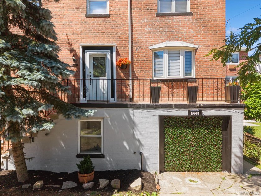 This versatile B3 two-family home has been thoughtfully - photo 21