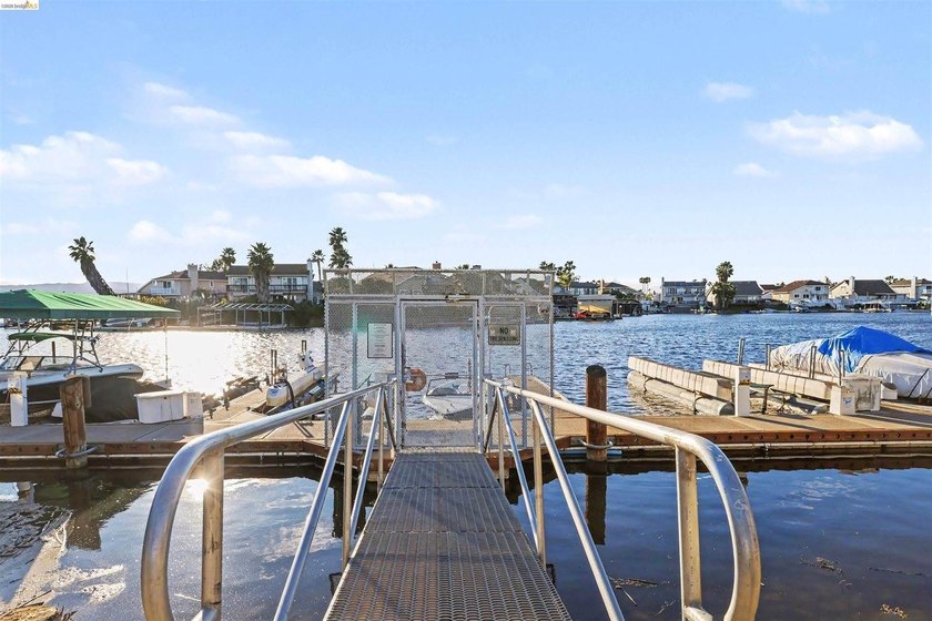 The best deal in Discovery Bay with a pool, owned solar, and a - photo 7