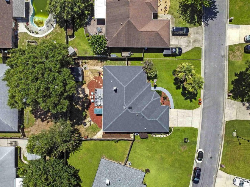 Welcome to Crystal Creek, one of Pensacola's most established - photo 3