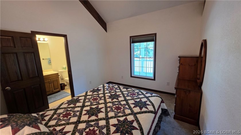Lakefront Oasis! Discover this exceptional 5,200+ sq ft custom - photo 14