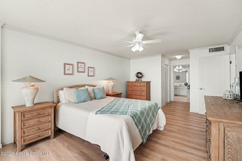 Wake up each morning to the sights and sounds of the ocean - photo 15