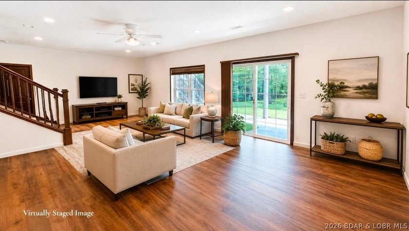 Lakefront Oasis! Discover this exceptional 5,200+ sq ft custom - photo 22