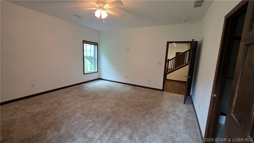 Lakefront Oasis! Discover this exceptional 5,200+ sq ft custom - photo 35