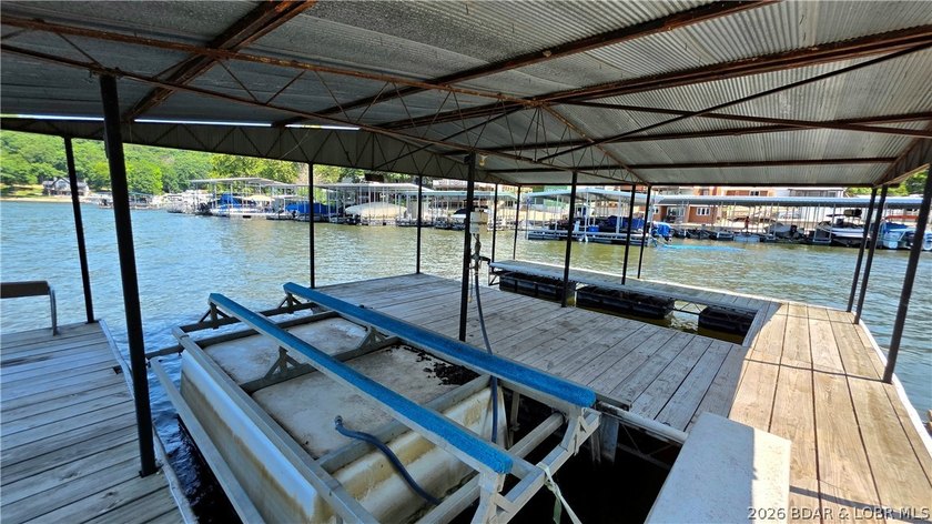 Lakefront Oasis! Discover this exceptional 5,200+ sq ft custom - photo 46