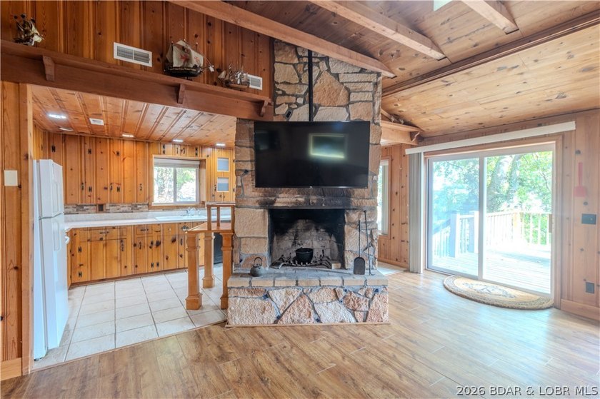 Welcome to your private lakefront oasis on the 2 Mile-Marker of - photo 4