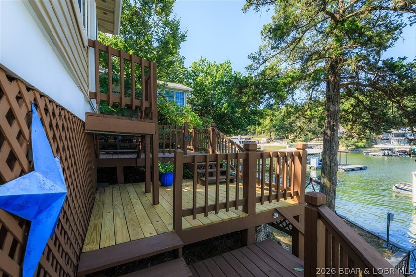 Classic lake vibes with the modern upgrades you've been looking - photo 3