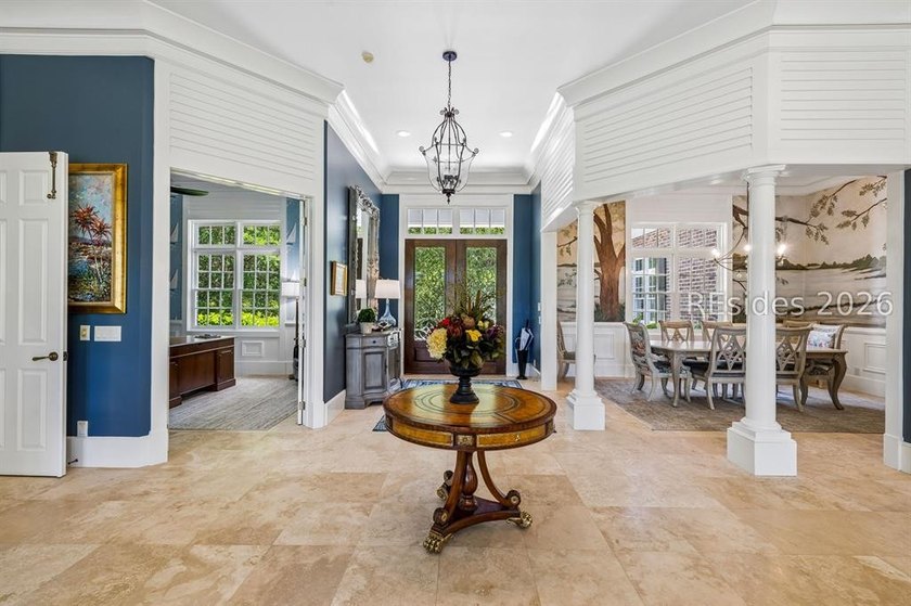 A refined luxury residence in Colleton River Club offering - photo 13