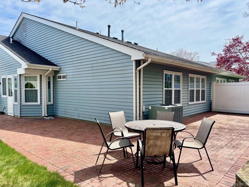 Available - Buyer backed out! Welcome to 155 Glen Drive - a - photo 16
