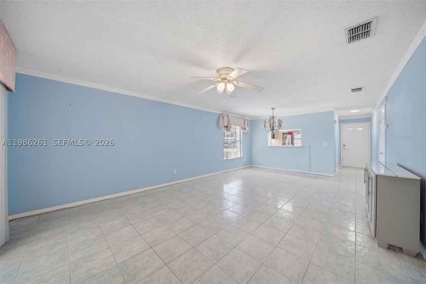 Welcome to this fabulous 2-bedroom, 2-bath corner unit located - photo 8