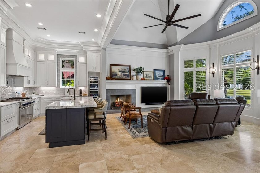 A refined luxury residence in Colleton River Club offering - photo 26