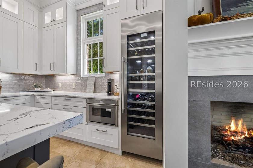 A refined luxury residence in Colleton River Club offering - photo 33
