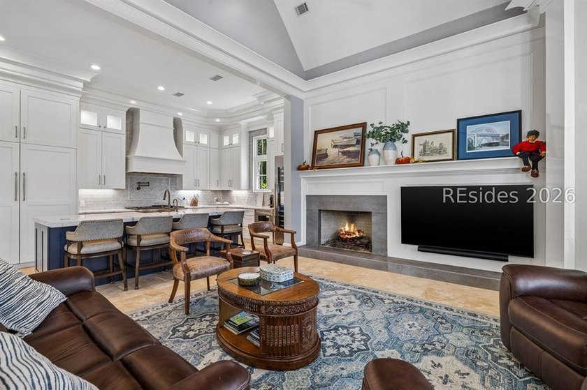 A refined luxury residence in Colleton River Club offering - photo 41