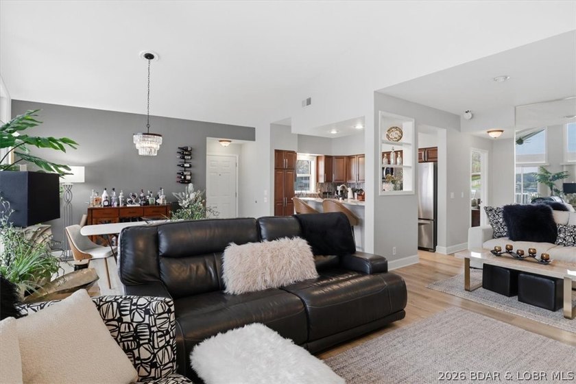 This top floor, 3 bedroom, 3 bath, a furnished condo is only one - photo 4