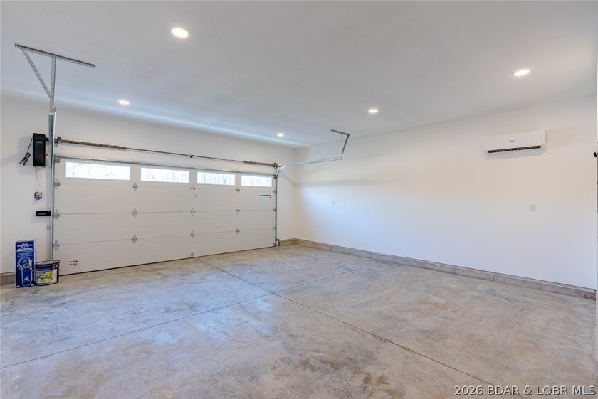 Brand-new beautiful home in the highly sought-after subdivision - photo 36