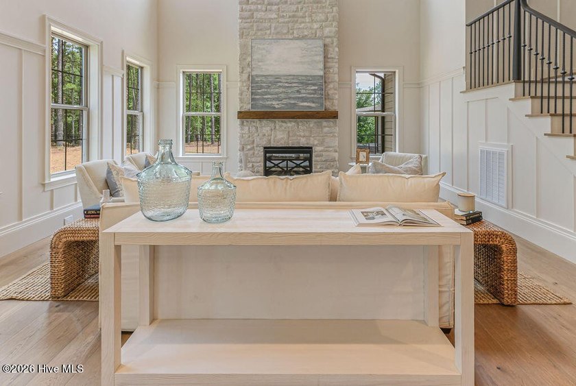 Exceptional new construction offering a refined blend of luxury - photo 6