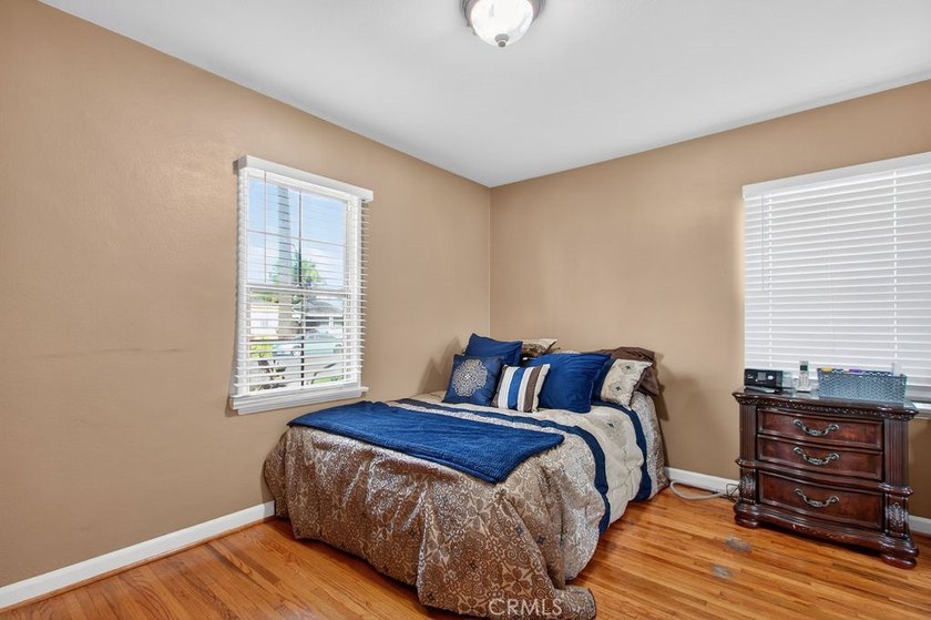 Stunning Turn-Key Gem in Historic Wrigley! Welcome to 2430 San - photo 12