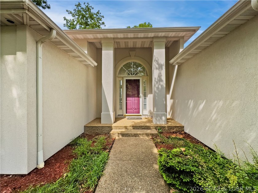 Custom built Home with great Lake View. Covered Porch has Entry - photo 9