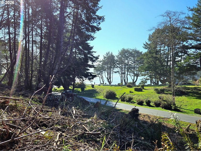 ATTENTION BUILDERS &amp; INVESTORS: The sellers are open to - photo 17