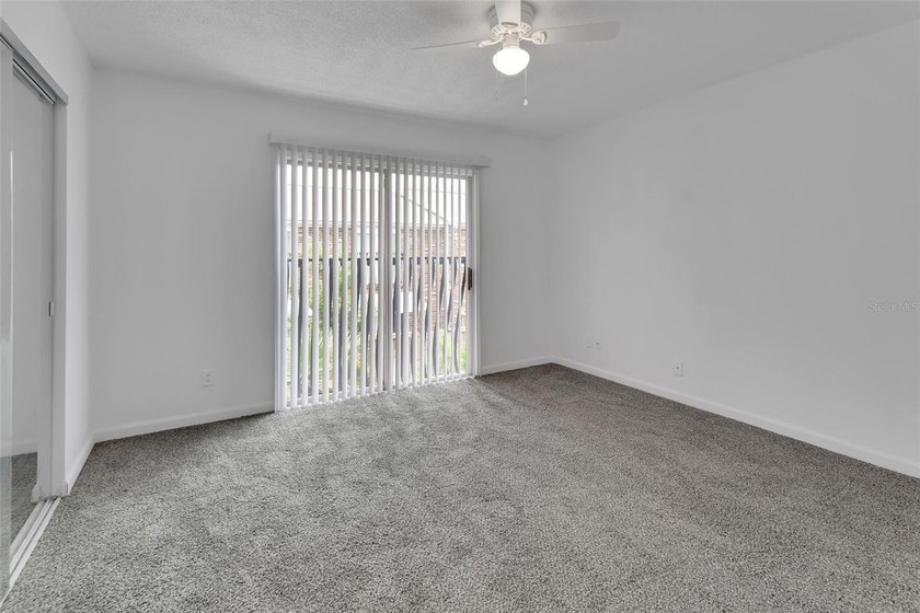Welcome to a beautifully updated and meticulously maintained - photo 11