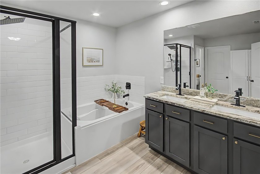 Welcome to this beautifully maintained one-story home in the - photo 12