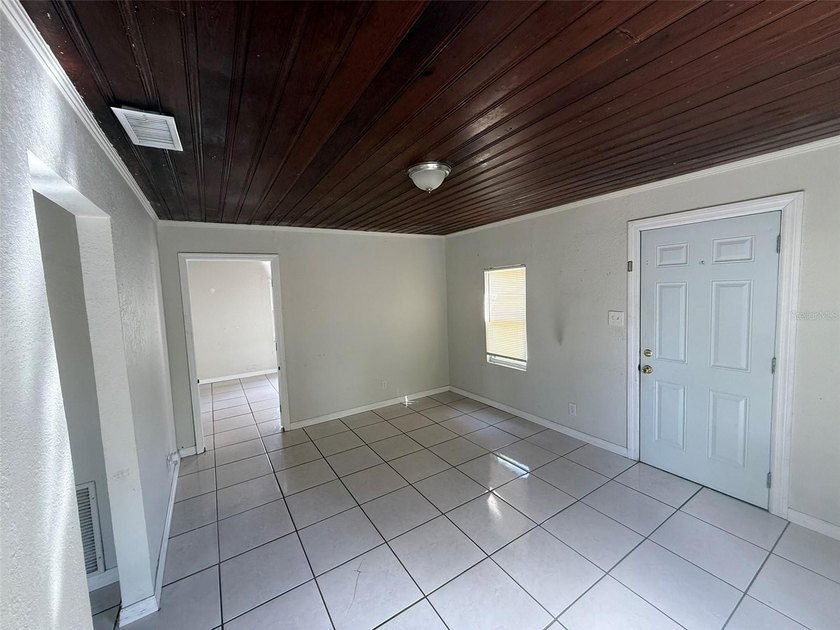 Short Sale. Short Sale - Subject to lender and/or investor - photo 5
