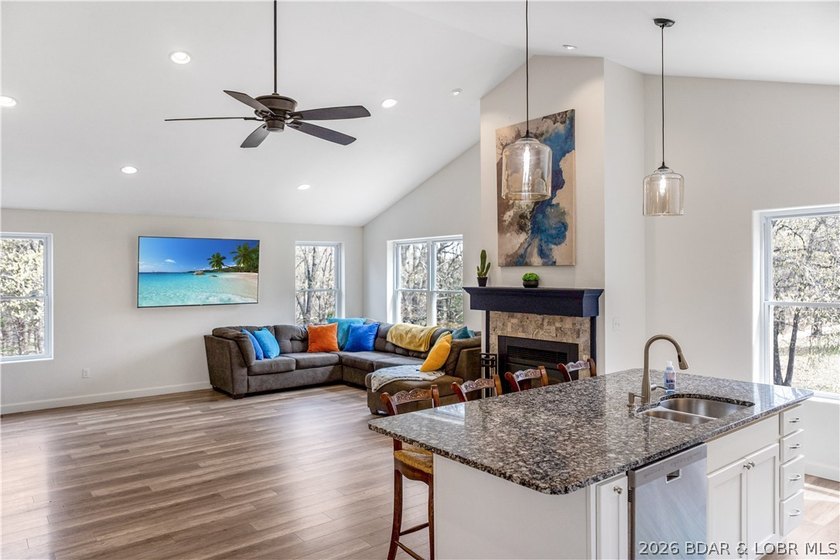 Situated on 4.43 acres just minutes from Camdenton, this - photo 6