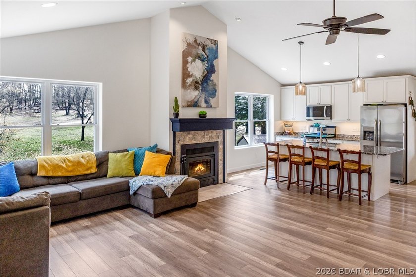 Situated on 4.43 acres just minutes from Camdenton, this - photo 8