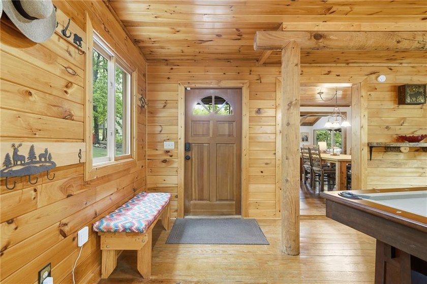 Perched high above the quiet shores of Lake Arrowhead's north - photo 17