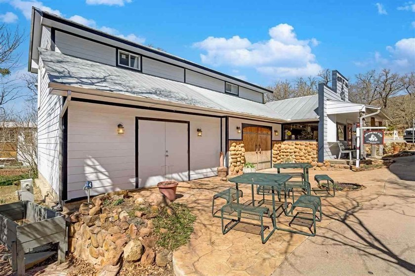 Exceptional commercial opportunity in the heart of Medicine Park - photo 5