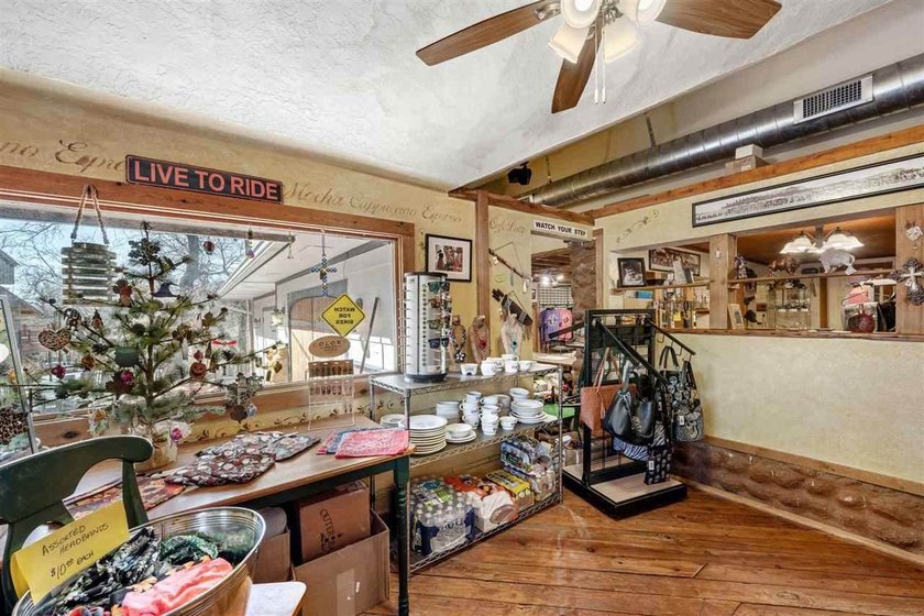 Exceptional commercial opportunity in the heart of Medicine Park - photo 7