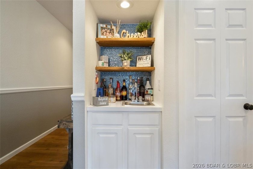 Welcome to your perfect Lake of the Ozarks getaway! This - photo 4