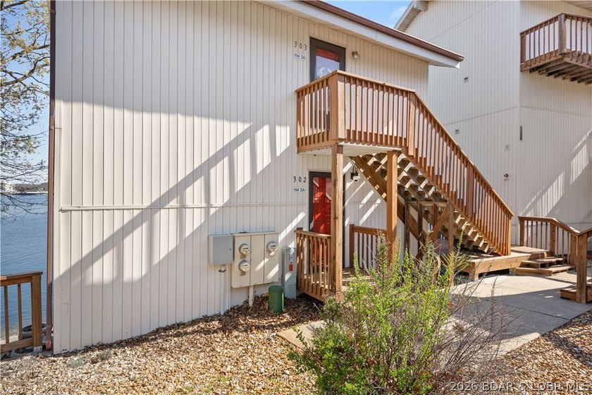 Experience the ultimate Lake of the Ozarks lifestyle at Tara - photo 2