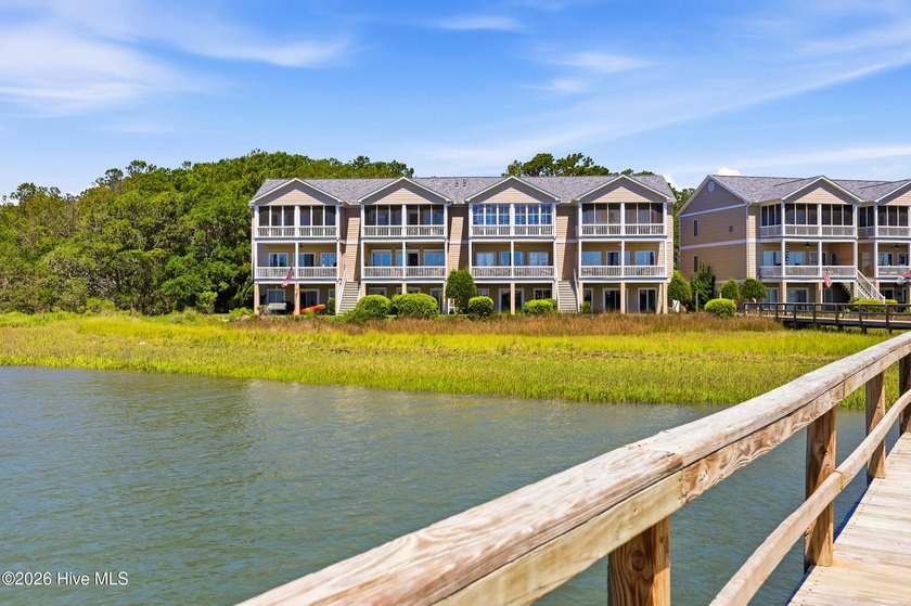 Experience the best of Intracoastal Waterway living in this - photo 4