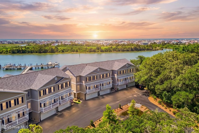 Experience the best of Intracoastal Waterway living in this - photo 6