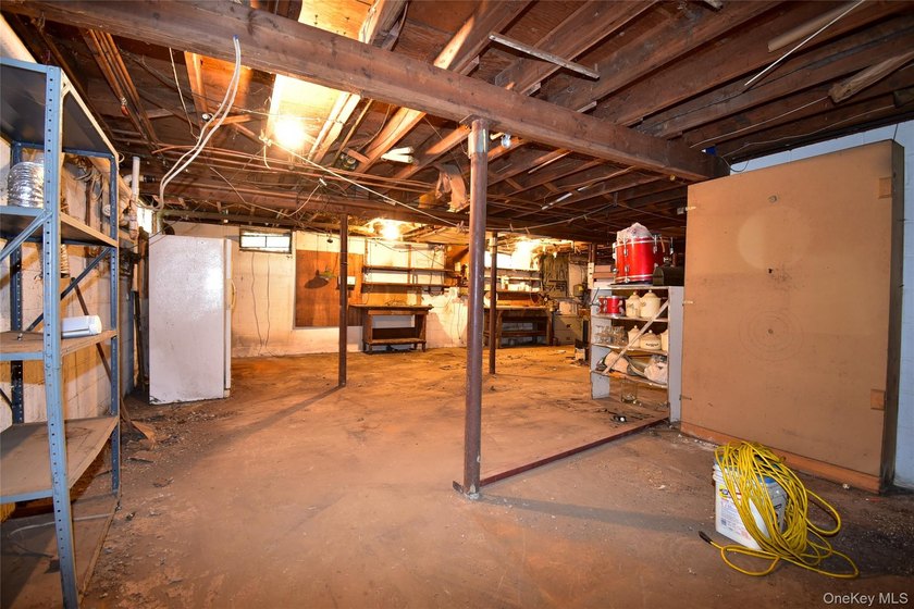 Rare and wonderful opportunity for a handy homeowner to own an - photo 10