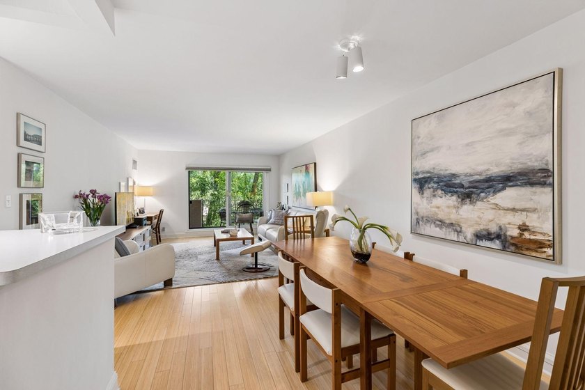 Welcome to Edina's best kept secret! Fountain Woods is like a - photo 9