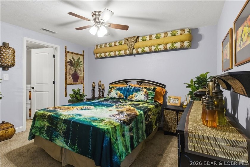 Spacious Updated Home on a 1.75 Acre Lot in Prime Location! This - photo 29